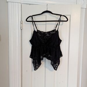 Elegant Black Lace Women's Crop Top